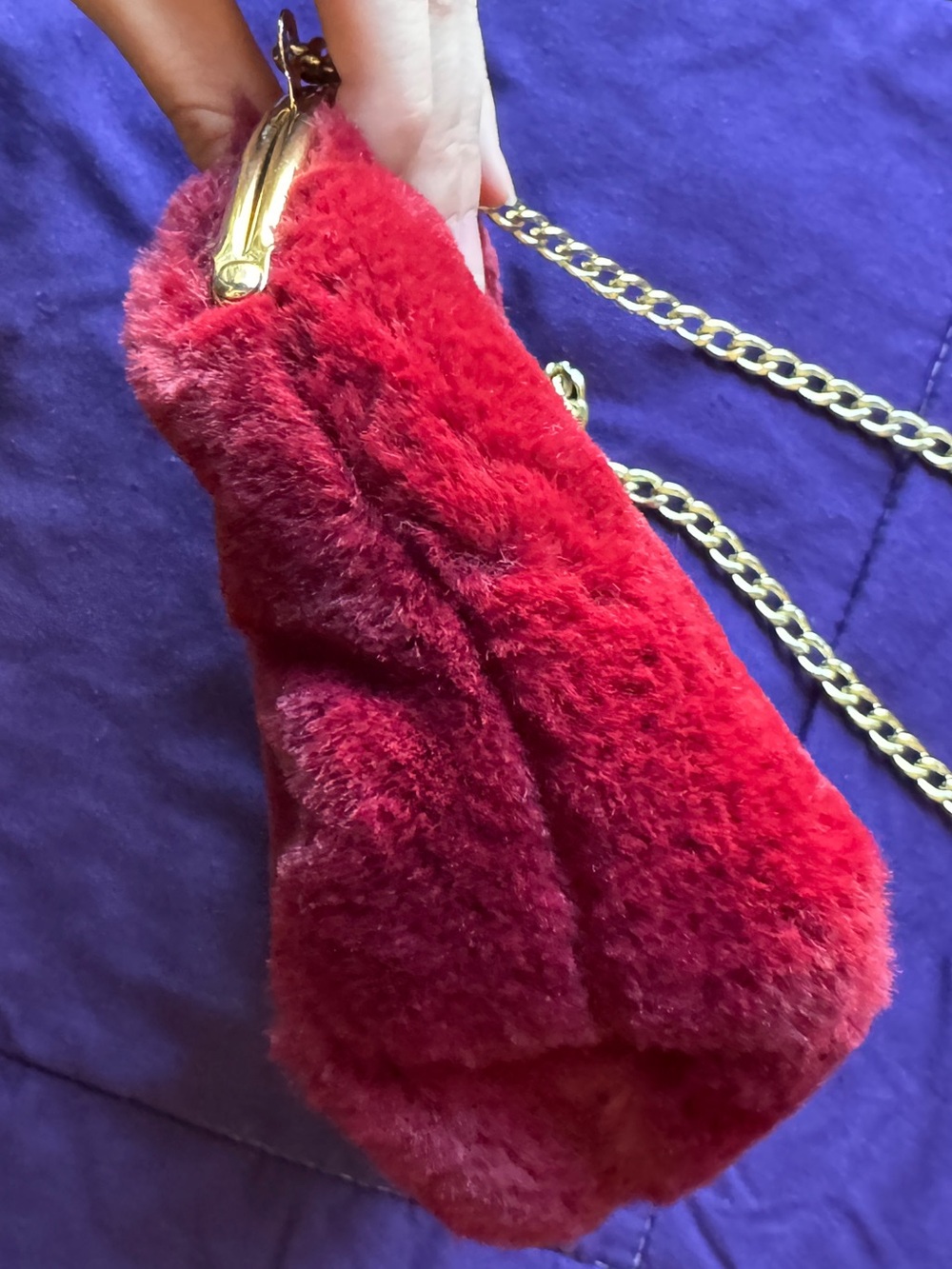 a new day Burgundy Crossbody with Gold Chain and Kiss Lock NWOT - Picture 6 of 14